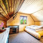 Trzy Kopce Apartamento Ropica Polska