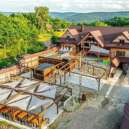 Trzy Kopce Apartamento Ropica Polska